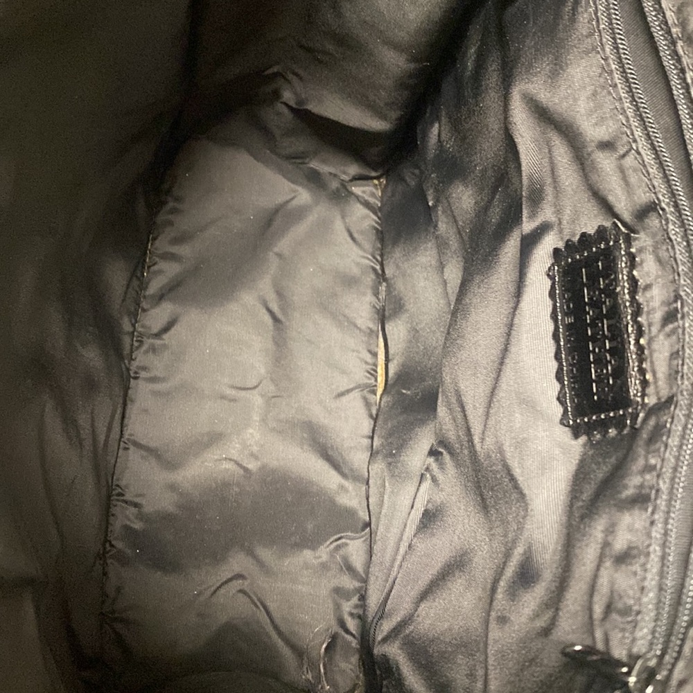 Wilson’s Leather Hobo Tiny Straps Bag - Picture 6 of 11